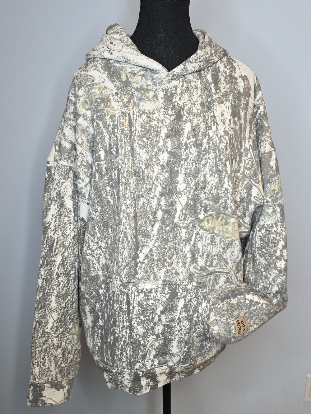 Olive Green Camouflage-Print Pullover Hoodie